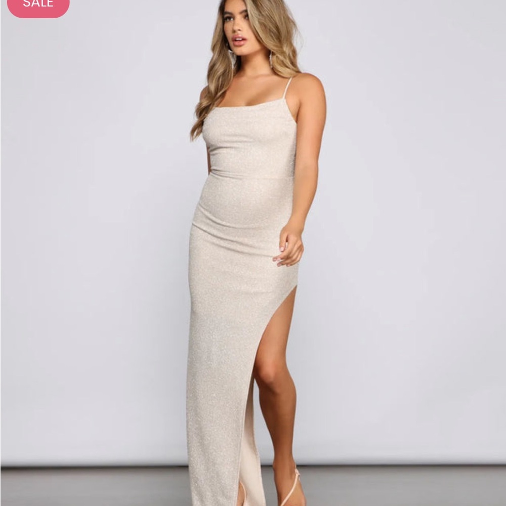 Sexy shimmering ivory dress!